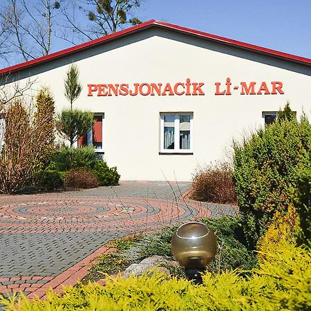 Pensjonat Li-Mar Pisz Exterior photo